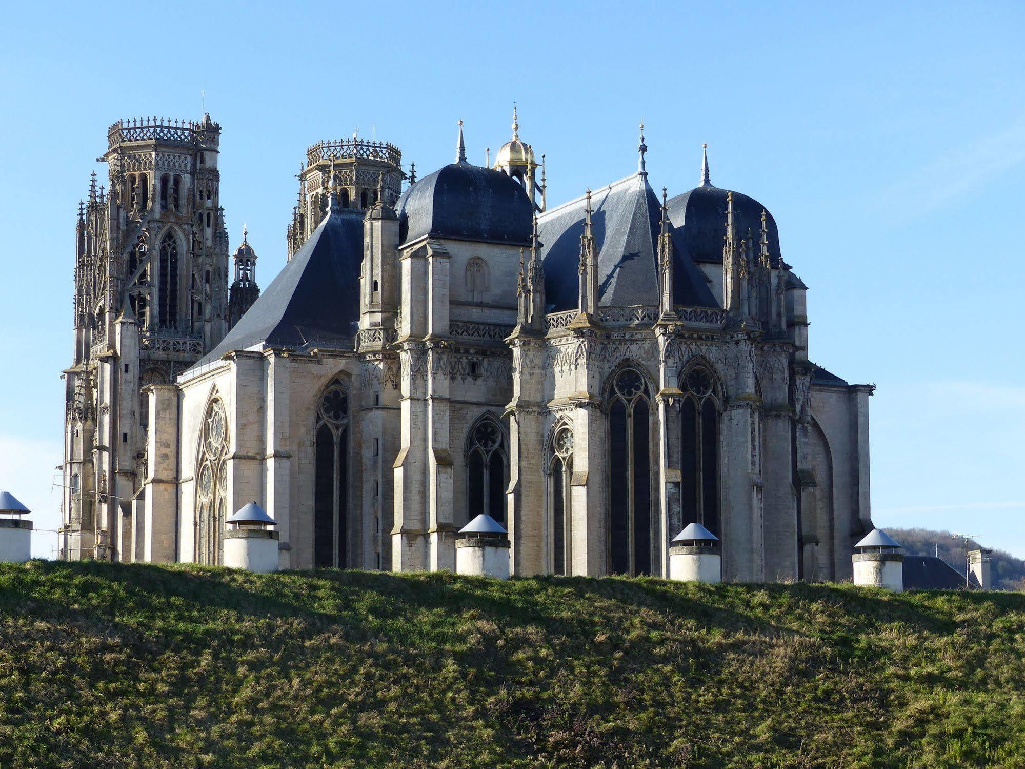 Hotel De L'Europe Toul Ngoại thất bức ảnh